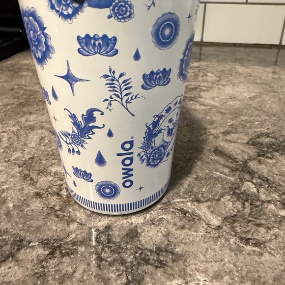 Owala 40 oz FreeSips Tumbler - amazing new color drop print - Heirloom - Picture 9 of 12